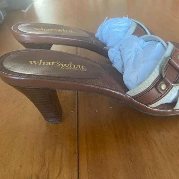 Whats What Sandles - Picture 4 of 4
